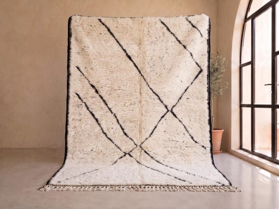 AMAZING BENIOURAIN RUG, Moroccan Rug, Beni Ouarain Rug, Abstract Rug, Berber White Carpet, Tribal Rug, Tufted Rug, Plain Rug, Area Wool Rug