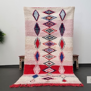 UNIQUE BOUCHROUITE RUG, Berber Wool Rug 4x8, Handmade Antique Carpet, Moroccan Geometric Rug, Bright Pink & Red Rug, Woven Boho Area Rug.