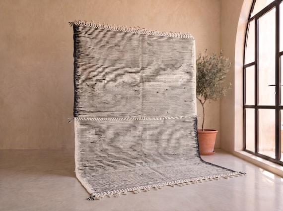 Black and Ivory Striped Flatweave Kilim - Handmade Moroccan Wool Rug - Fringed Boho Berber Area Rug for Living Room | Afrikesh