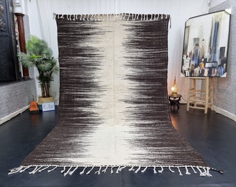 ARTISTIC ZANAFI RUG, Custom Handmade Rug, Moroccan Kilim Rug, Flatweave Rug, Black and White Rug, Striped Wool Rug, Berber Rug, Area Rug.