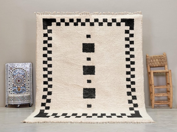 MOROCCAN WOOL RUG, Handmade Beni Ourain Rug, White & Black Area Rug, Authentic Berber Carpet, Artisan Grid Design, Custom Minimalist Rug.