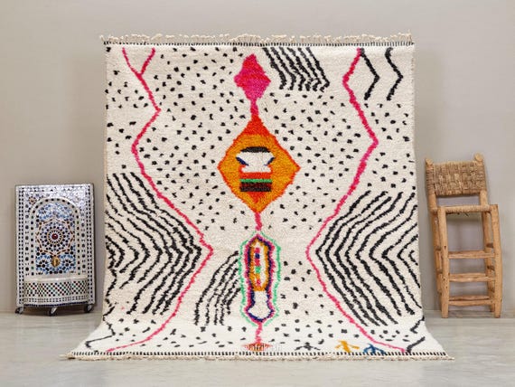 COLORFUL AZILAL RUG, Handwoven Wool Carpet, Authentic Moroccan Area Rug, White & Pink Berber Rug, Modern Tribal Abstract Decor.