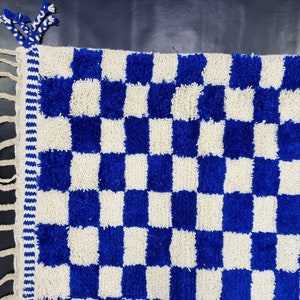 PRETTY BENIOURAIN RUG, Moroccan Rug, Sheep Wool Rug, Checkered Rug, Handwoven Rug, Sheep Wool Rug, Royal Blue Rug, Area Wool Rug, Winter Rug image 8