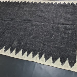 KILIM MOROCCAN RUG, Flat Area Rug, Handmade Rug, Black and White Rug, Custom Black Rug, Flatweave Kilim, Moroccan Rug, Black Rug, Plain Rug image 5