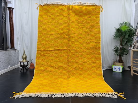 FABULOUS BENIOURAIN RUG, Moroccan Yellow & Orange Rug, Sheep Wool Rug, Checkered Area Rug, Handmade Moroccan Orange Rug, Wool Rug, Rya Rug