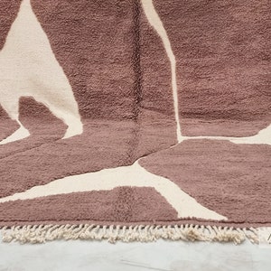 BROWN & WHITE Tufted RUG 8x11, Handcrafted Moroccan Rug, Decorative Beni Ourain Area Rug, Sheep Wool Berber Rug, Shaggy Knotted Home Rug- Afrikesh Rug - Two Side Fringes.
Pile Height: 2 cm-0.78 inches.