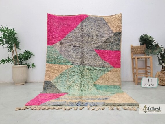AUTHENTIC Moroccan AREA RUG 5x8, Handmade Boujaad Wool Rug, Dark Pink & Cream Berber Carpet, Bring a Touch of Cultural Richness to Your Home