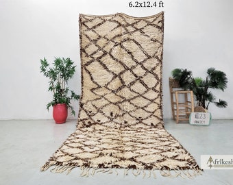 Een van een soort BENI OURAIN RUG 6x12, Boho geknoopt Marokkaans tapijt, geometrisch Berberwollen tapijt, authentiek crème en bruin tapijt, antiek decor