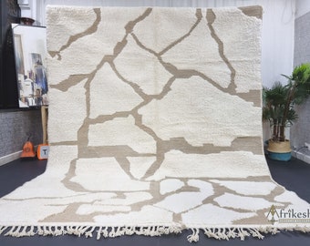 UNIQUE BENIOURAIN RUG, Custom Moroccan Handmade Rug, Off White and Tan Rug, Area Carpet, Tufted Berber Rug, Handwoven Rug, Sheep Wool Rug.