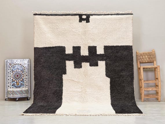 CLASSIC AREA RUG, Beni Ourain Moroccan Rug, Black & White Abstract Rug, Handcrafted Berber Carpet, Custom Wool Rug, Decorative Floor piece