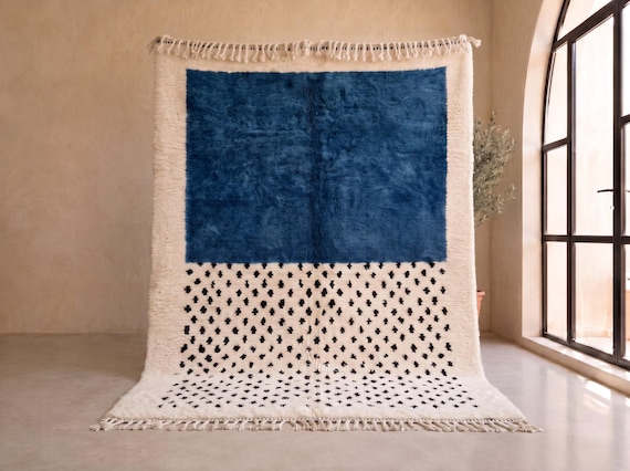 BENI OURAIN RUG, Slate Blue Dotted Rug, Custom Moroccan Rug, Handmade Wool Rug, White Background Area Rug, Contemporary Berber Carpet.