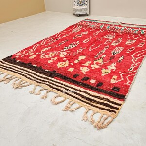 RED WOOL RUG 6x9, Tribal Moroccan Rug, Handmade Boujaad Rug, Vintage Dining Room Decor, Artistic Berber Carpet, Bohemian Interior Design - Afrikesh Rug - One Side Fringes.
Pile Height:1 cm-0.39 inches.