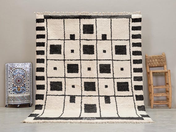 ELEGANT GRID RUG, Handmade Berber Wool Rug, Authentic Moroccan Rug, Beni Ourain Style Rug, Black & White Shag Carpet, Soft Pile Area Rug.