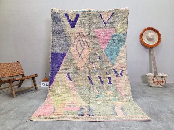 Handmade Moroccan Wool Rug 5x8ft - Sage Green and Powder Peach Boujad Rug - Abstract Triangle Berber Area Rug for Bedroom | Afrikesh
