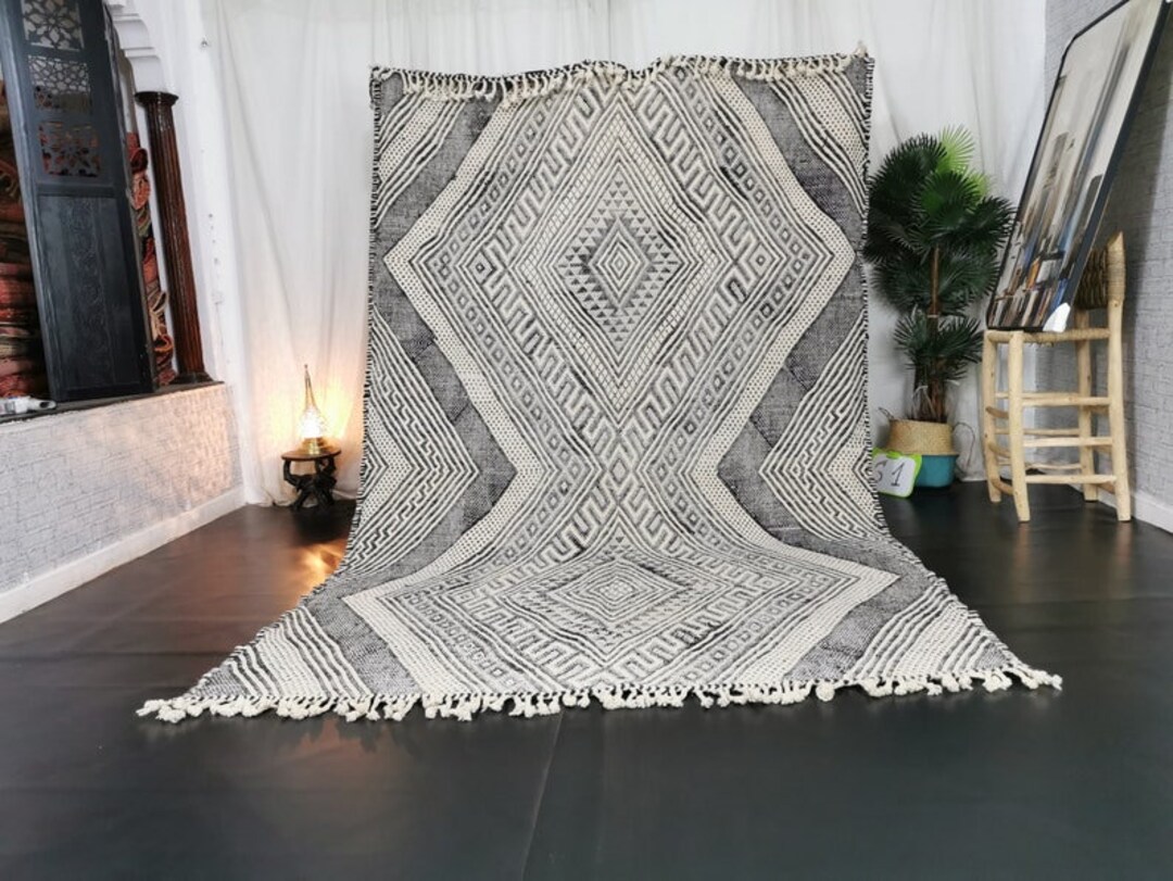 UNIQUE ZANAFI RUG Handmade Moroccan Rug Berber Rug Tribal Etsy