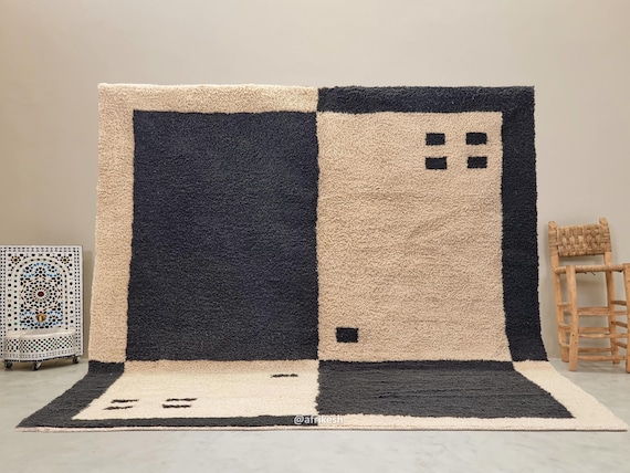 GEOMETRIC BERBER RUG, Rectangular Beni Ourain Rug, Custom Black & Beige Moroccan Design, Artisan Handwoven Rug, Shaggy Wool Area Rug.