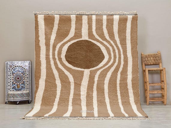MOROCCAN DESIGN, Handcrafted Beni Ourain Wool Rug, Brown & White Striped Berber Carpet, Custom-Size Floor Covering, Wavy and Stylish.