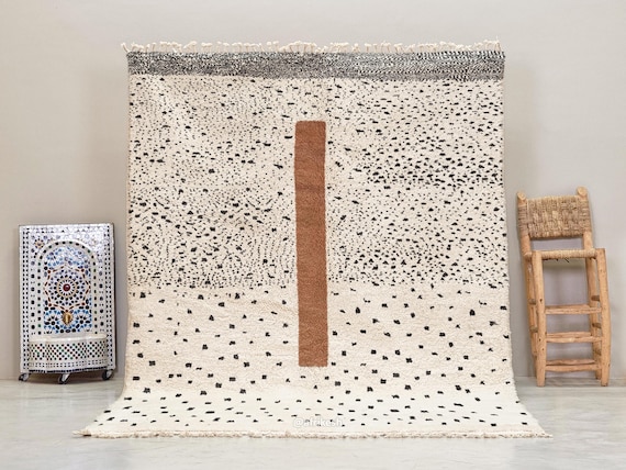 BENI OURAIN RUG, Speckled Moroccan Rug, Handmade Wool Rug, Soft White & Brown Area Rug, Custom Berber Carpet, Authentic Living Room Decor.