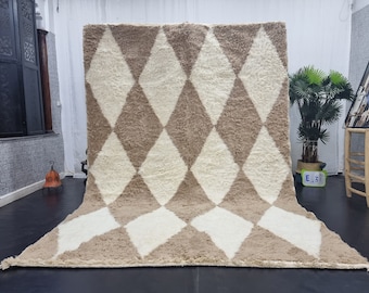 GORGEOUS MOROCCAN RUG, Beige Beni Ourain Rug, Handmade Wool Rug, White Diamonds Rug, Soft Living Room Rug, Authentic Berber Carpet.