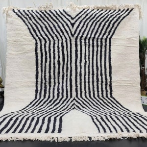 GORGEOUS BENIOURAIN CARPET, Moroccan Handmade Rug, White And Black Rug, Striped Rug, Handmade Wool Carpet, Azilal Berber Rug, Handwoven Rug