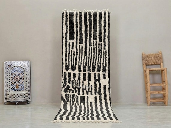BLACK MOROCCAN RUNNER, Minimalist Wool Berber Carpet, Handmade Beni Ourain Hallway, Striped Pattern Custom Rug, Fluffy White Motifs Rug.