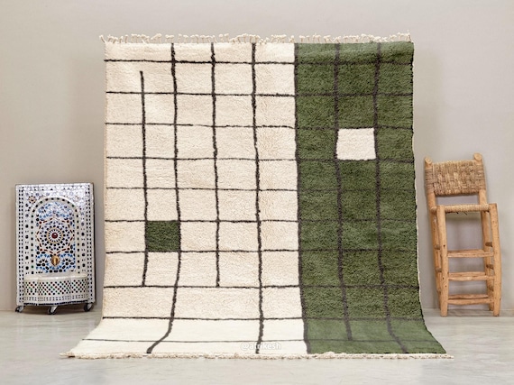 MINIMALIST GRID RUG, Moroccan Green & White Wool Rug, Modern Berber Area Rug, Beni Ourain Style Carpet, Handwoven Custom Size Rug.