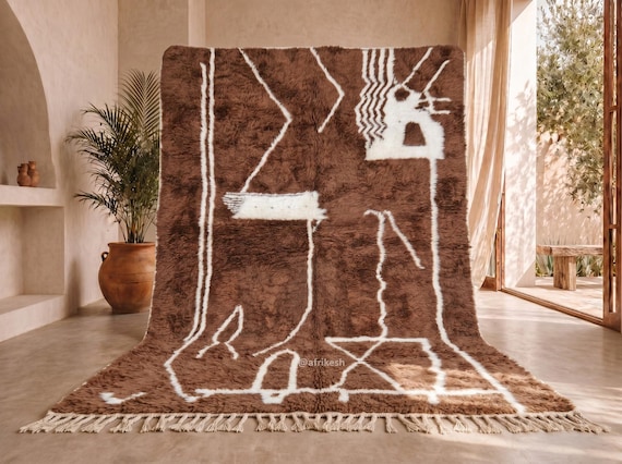 Brown Beni Ourain Rug – Handmade Moroccan Wool Rug with Abstract Ivory Line Pattern - Soft High-Pile Area Rug  | Afrikesh