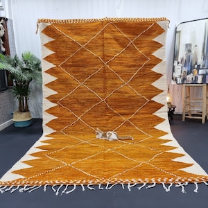 KILIM MOROCCAN RUG, Flat Berber Rug, Sheep Wool Rug, Camel Brown & White Rug, Geometric Rug, Dhurrie Area Rug, Custom Moroccan Rug, Area Rug