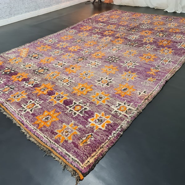 Artistic Moroccan rug , Moroccan BeniMguiled Rug, Purple and Orange Tribal rug,Authentic Handmade Vintage Rug, Berber carpet, Tapis Marocain