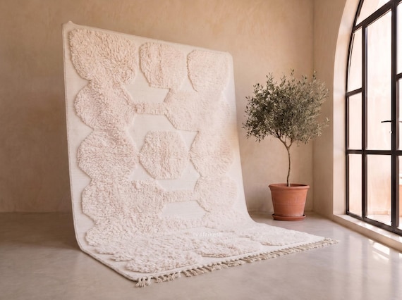 Soft White Beni Ourain Rug - Hand-tufted Moroccan Wool Rug - Shaggy Hexagon Pattern Berber Area Rug for Living Room and Bedroom | Afrikesh