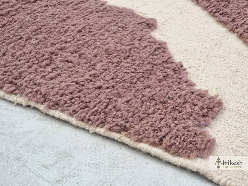 BROWN & WHITE Tufted RUG 8x11, Handcrafted Moroccan Rug, Decorative Beni Ourain Area Rug, Sheep Wool Berber Rug, Shaggy Knotted Home Rug- Afrikesh Rug - Two Side Fringes.
Pile Height: 2 cm-0.78 inches.