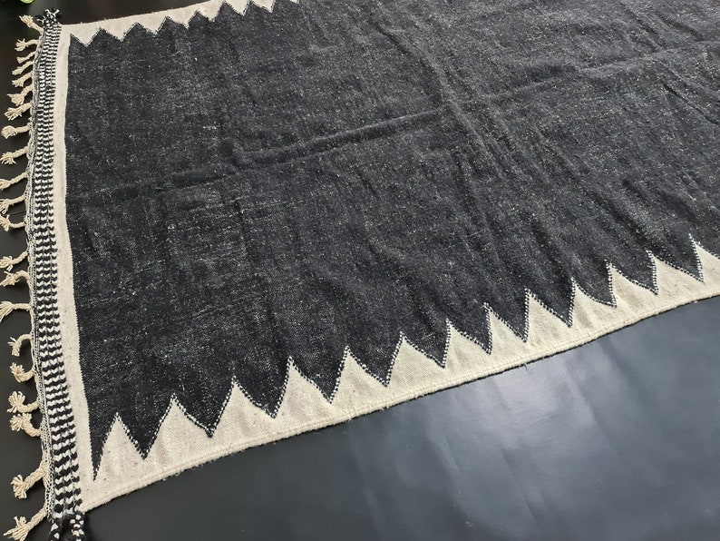 KILIM MOROCCAN RUG, Flat Area Rug, Handmade Rug, Black and White Rug, Custom Black Rug, Flatweave Kilim, Moroccan Rug, Black Rug, Plain Rug image 6