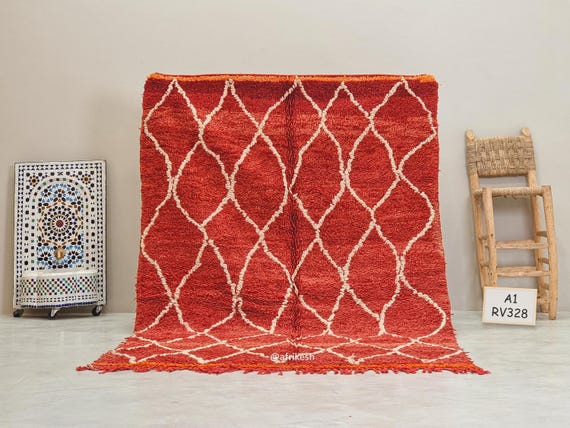 TIMELESS HANDMADE RUG 5x8, Geometric Moroccan Rug, Red & White Area Rug, Authentic Wool Rug, Berber Carpet for Your Interior Décor