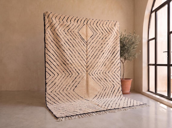 NEUTRAL MOROCCAN RUG, Tufted Beni Ourain Rug, Handmade Wool Carpet, Custom Made Area Rug, Beige & Black Berber Rug, Minimalist Interiors