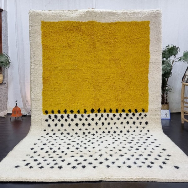 AMAZING MINIMALISTIC RUG, Best Moroccan Dotted Rug For Your Living Room, Handmade From Mustard And White Wool of Sheep, Minimalist Carpet