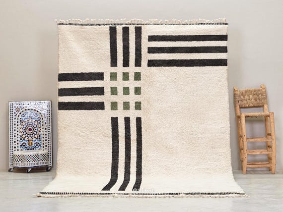 PURE WOOL RUG, Custom Black & White Decor, Handwoven Moroccan Rug, Beni Ourain Berber Carpet, Eye-Catching Striped Area Rug, Home Accent.