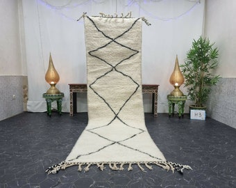 BEAUTIFUL BENIOURAIN CARPET, Moroccan Handmade Rug,White And Black Rug, Geometric Rug,Handmade Wool Carpet, Azilal Berber Rug, Handwoven Rug