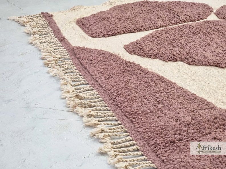 BROWN & WHITE Tufted RUG 8x11, Handcrafted Moroccan Rug, Decorative Beni Ourain Area Rug, Sheep Wool Berber Rug, Shaggy Knotted Home Rug- Afrikesh Rug - Two Side Fringes.
Pile Height: 2 cm-0.78 inches.