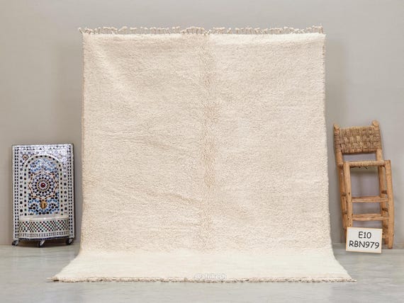 MOROCCAN RUG 6x9, White Beni Ourain Rug, Solid Berber Design, Handwoven Area Rug, Soft Chic Natural Wool Rug, Artisan Made Living Room Rug.