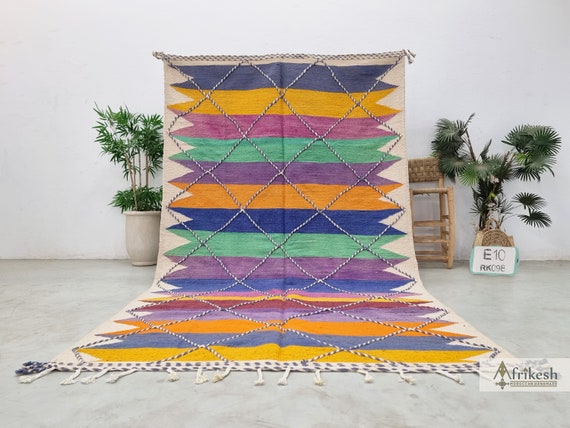 VIBRANT KILIM RUG, Hand-knotted Moroccan Design, Colorful Sheep Wool Rug, Flat-weave Berber Area Rug, Geometric Made To Order Zanafi Rug.