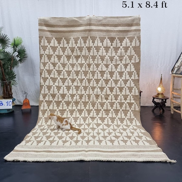 PRETTY KILIM RUG, Moroccan 5x8 Rug, Flatweave Rug, Beige & White Rug, Geometric Rug, Dhurrie Berber Rug, Area Rug, Handwoven Rug, Wool Rug