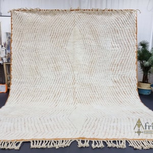 TUFTED MOROCCAN RUG, Custom Size Beni Ourain Rug, Handmade Berber Carpet, White Wool Rug, Soft Moroccan Shag Carpet, Abstract Area Rug.