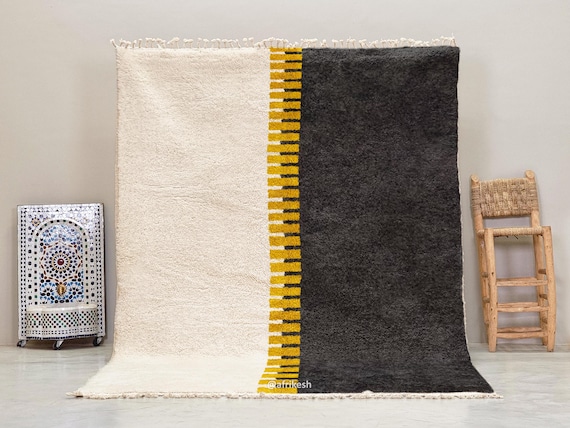 BEAUTIFUL WOOL RUG, Unique Moroccan Design, Handmade Beni Ourain Rug, Black & White Shag Carpet, Custom Berber Rug, Geometric Area Rug.
