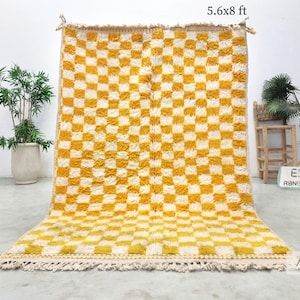 CHECKERED YELLOW RUG 5x8, Handcrafted Moroccan Decorative Rug, Beni Ourain Shag Carpet, Berber Floor Covering for the Living Room.