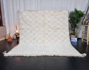 BENI OURAIN RUG, Moroccan Handmade Rug 6x6, White Rug, Berber Wool Rug, Berber Rug, Checkered Rug, Berber Rug, Handwoven Area Rug