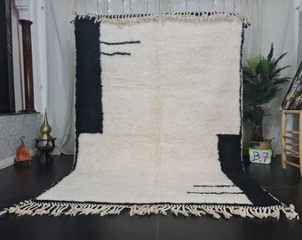 AMAZING BENIOURAIN RUG, Moroccan Handmade Rug, Black And White Rug, Abstract  Rug, Handmade Sheep Wool Carpet, Berber Rug, Area Wool Rug
