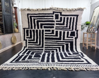 PRETTY MOROCCAN RUG, Handmade Beni Ourain Rug, Boho Black & White Rug, Custom Abstract Rug, Berber Handwoven Wool Rug, Cozy Chic Area Rug.