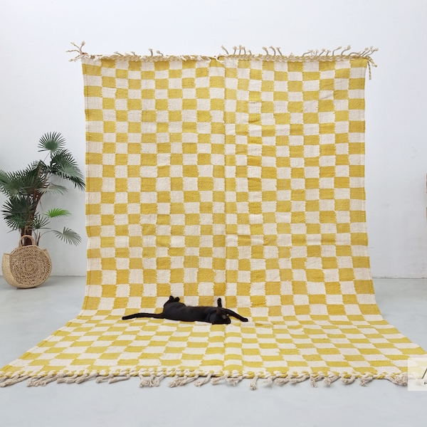 FLAT CHECKERED RUG, Unique Area Rug, Handmade Yellow Rug, Custom Made Berber Rug, Moroccan Kilim Rug, Handwoven Zanafi Rug, Boho White Rug.