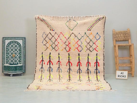 AUTHENTIC AZILAL RUG 5x8, Vintage Moroccan Rug, Traditional Berber Weaving, Handmade Colorful Wool Rug, Geometric White Area Decor.