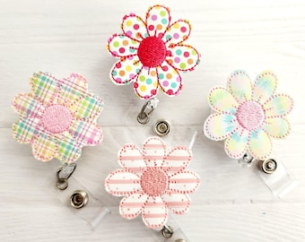 Daisy Flower - Nurse Badge Reel - Flower Feltie - Spring - INTERCHANGEABLE - Retractable ID - Pediatric - X-Ray Tech - Respiratory - Teacher